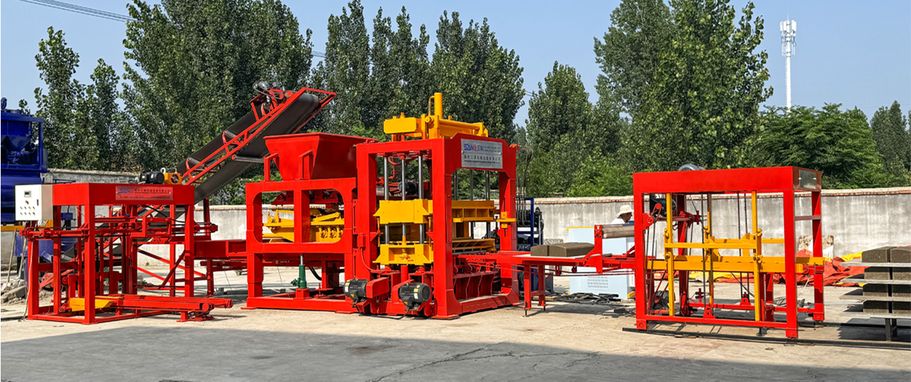 QT12-15 Block Making Machine Production Line in Guinea-Bissau